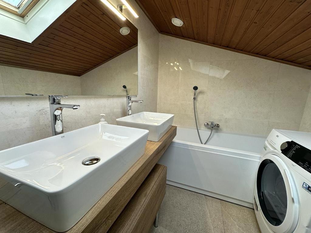 ブレッサノーネPlose Panorama Houseアパートメント エクステリア 写真